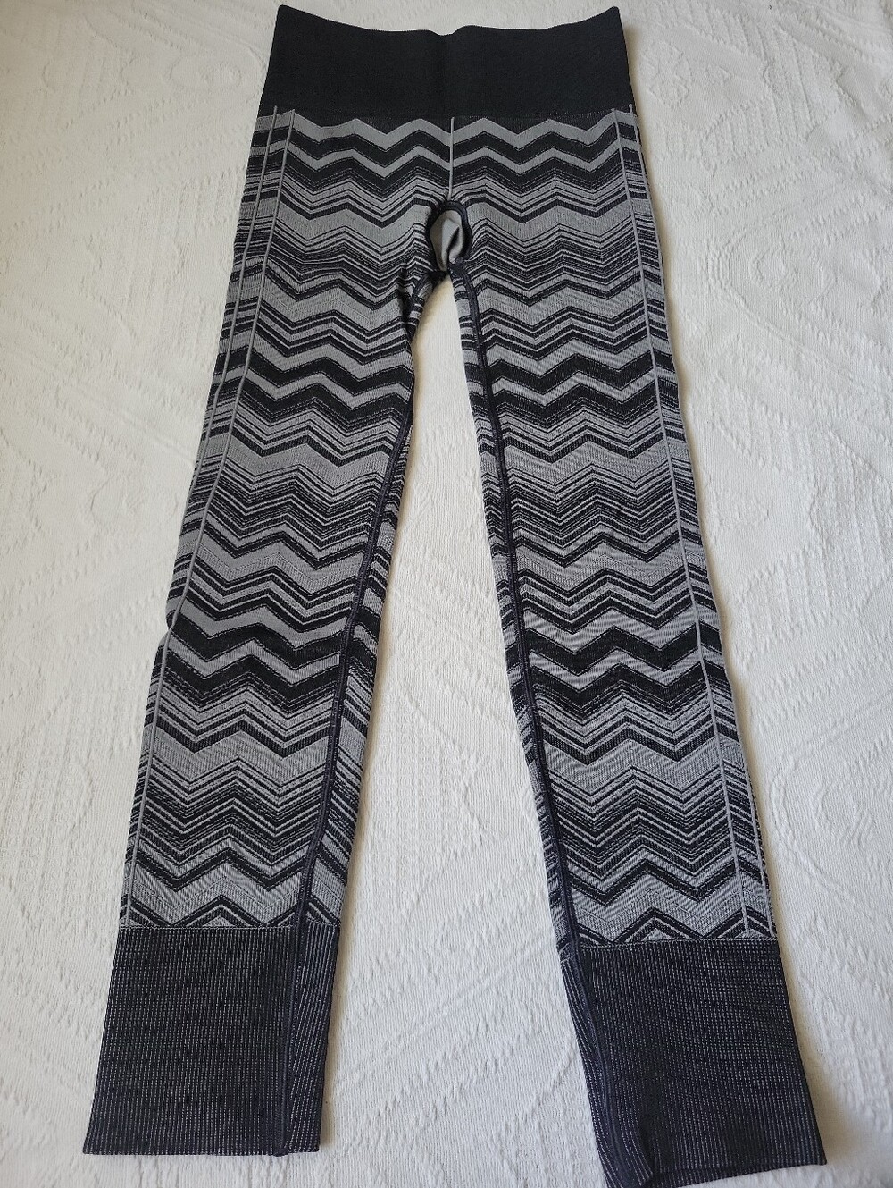 Lululemon Ebb To Street Pant in the Heathered Slate chevron pattern.